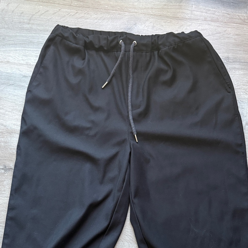 OAK + FORT Black Joggers with Drawstring